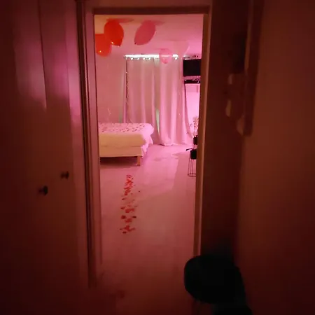 Les Delices Rooms-loveroom White Apartament