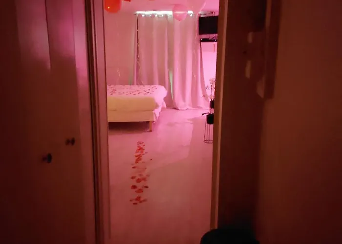 Les Delices Rooms-loveroom White Apartament